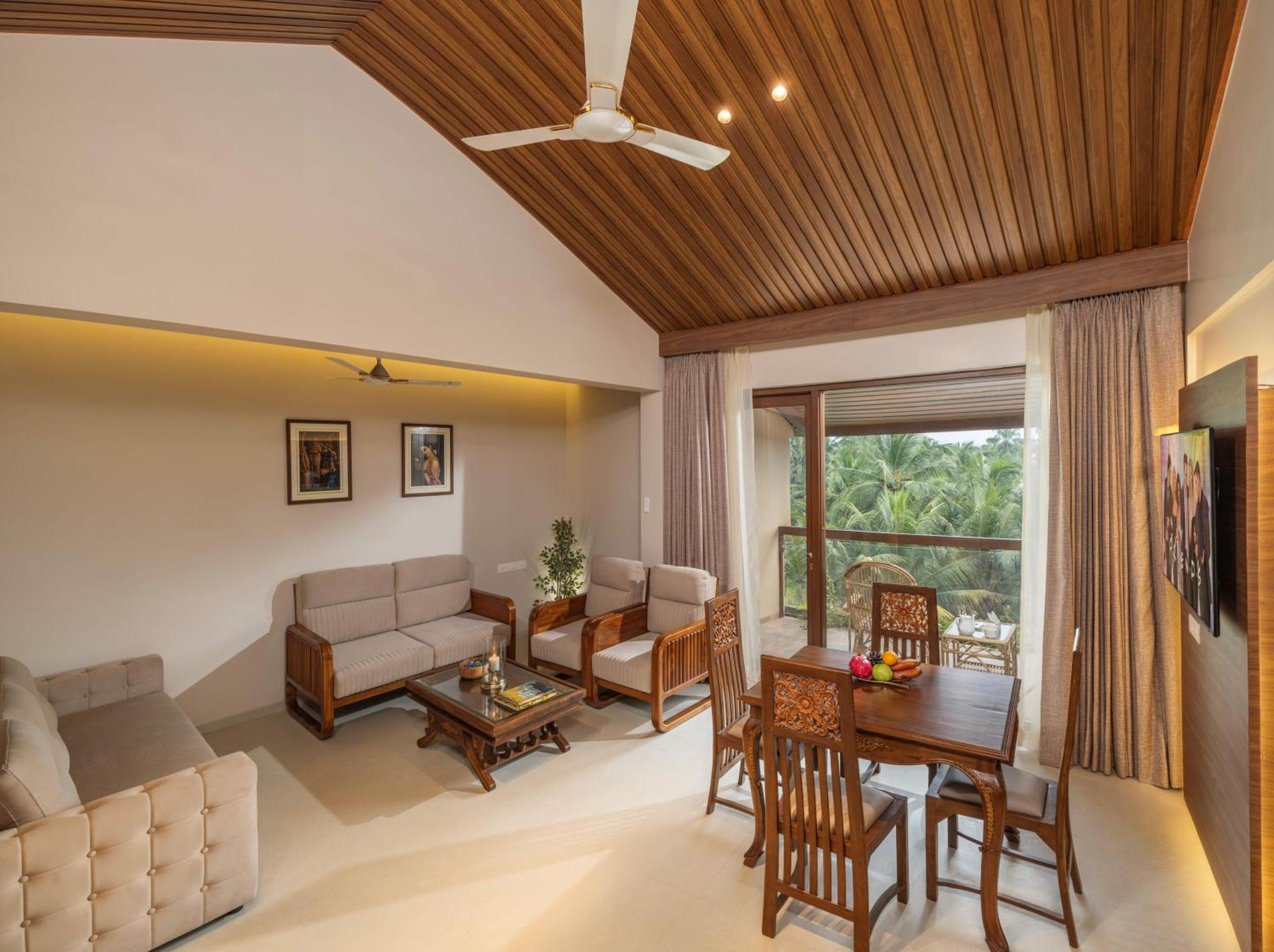 Uday Suites - The Airport Hotel Thiruvananthapuram Zewnętrze zdjęcie