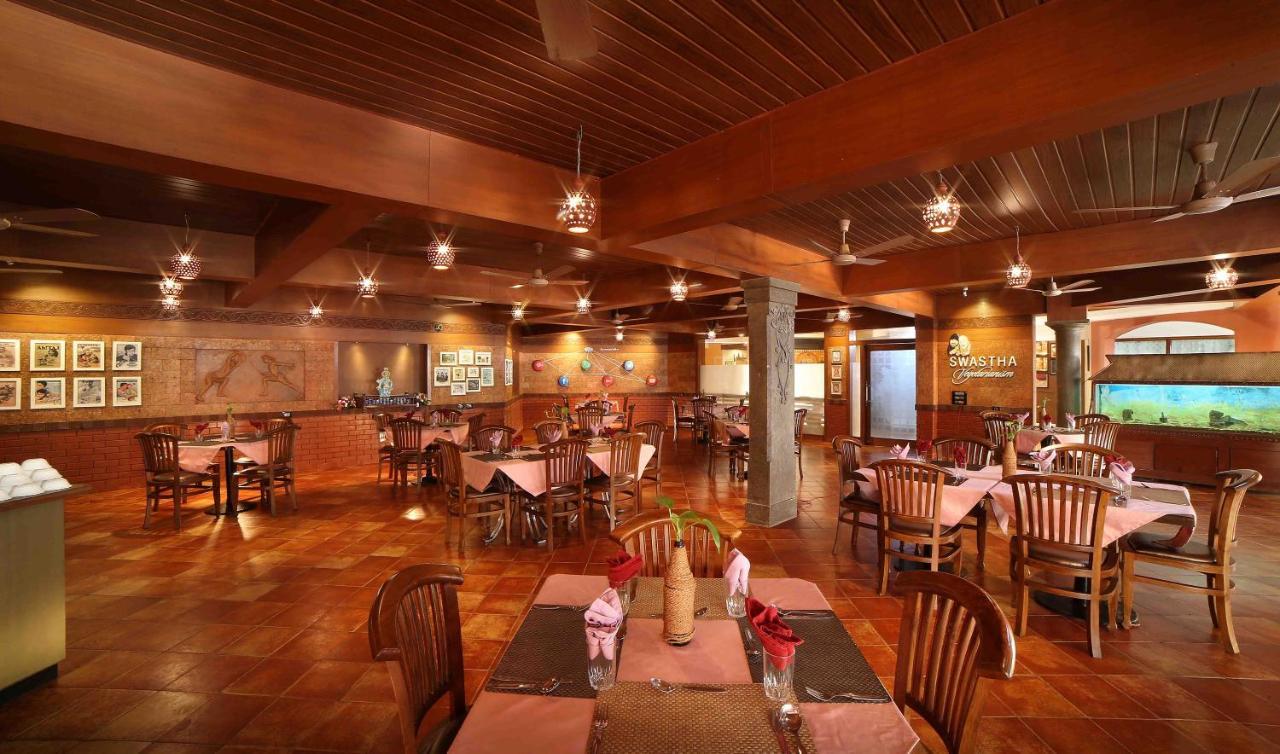 Uday Suites - The Airport Hotel Thiruvananthapuram Zewnętrze zdjęcie